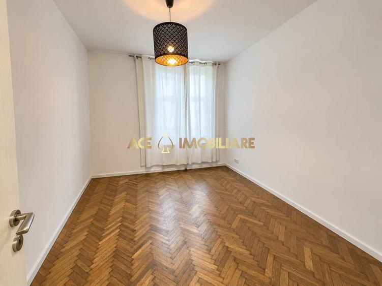 Apartament cu 2 camere decomandat în Primăverii