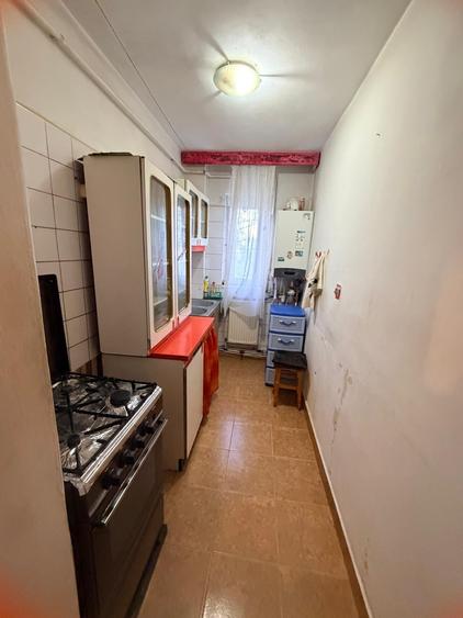 Apartament cu 3 camere în Păcurari