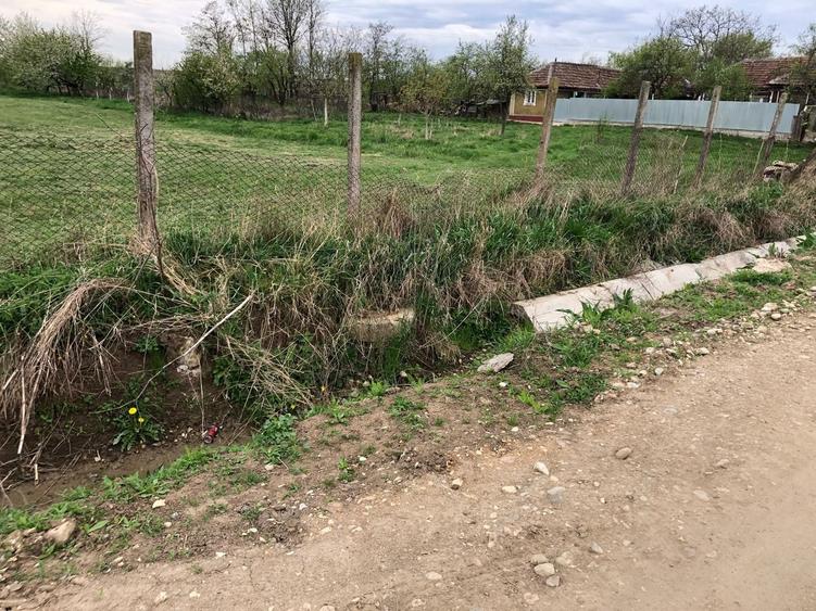 Spațiu comercial, în Oșorhei