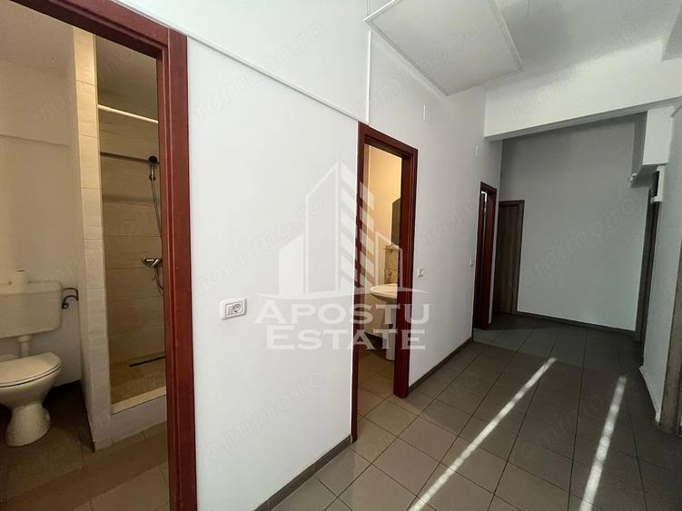 Casă cu 4 camere cu Teren 320 Mp în Aradul Nou