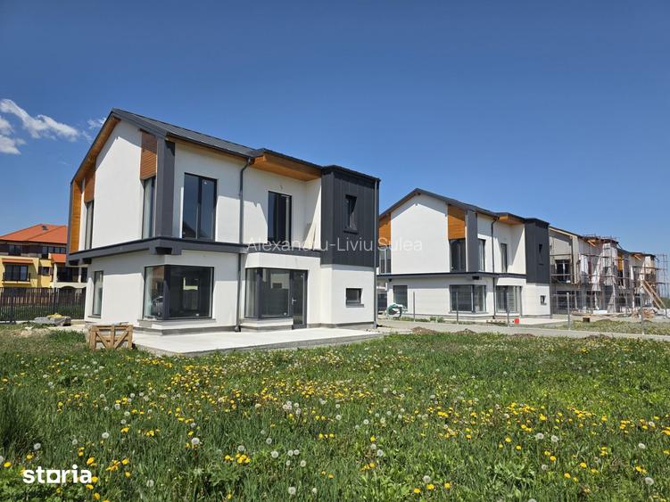 Casa individuala cu 5 camere, teren 600mp, Cristian
