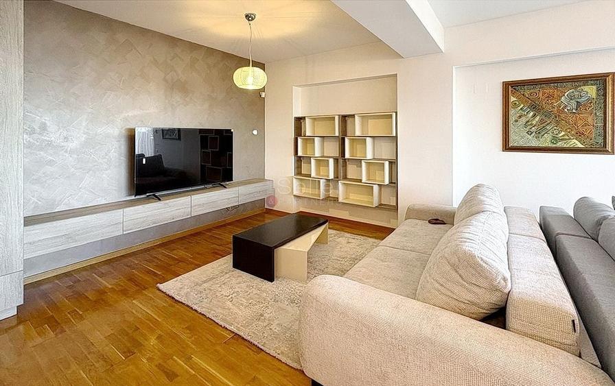 Apartament cu 2 camere semidecomandat, mobilat în Drumul Poienii