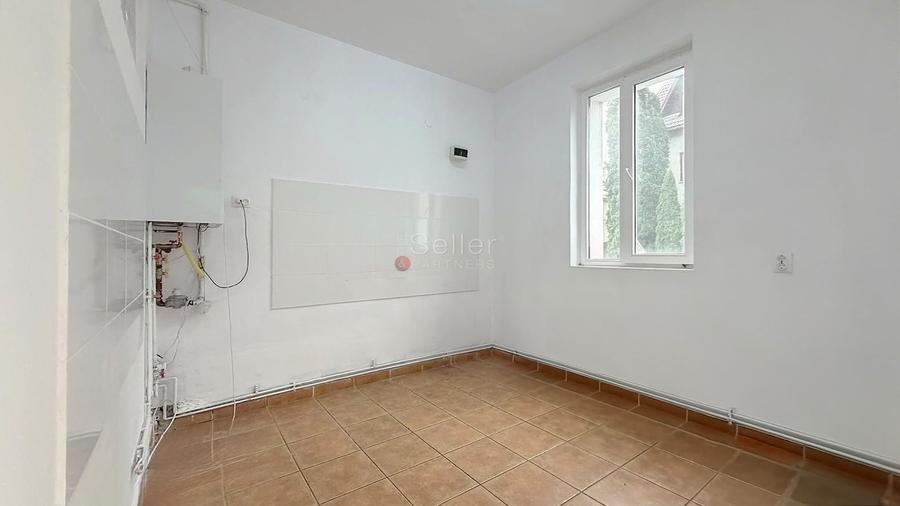 Spațiu comercial, de 30 mp, în Astra