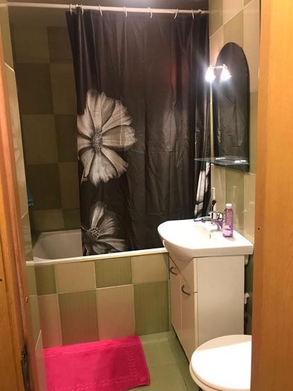 Apartament cu 2 camere decomandat în Tei