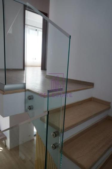 Casă cu 4 camere cu Teren 220 Mp în Tunari