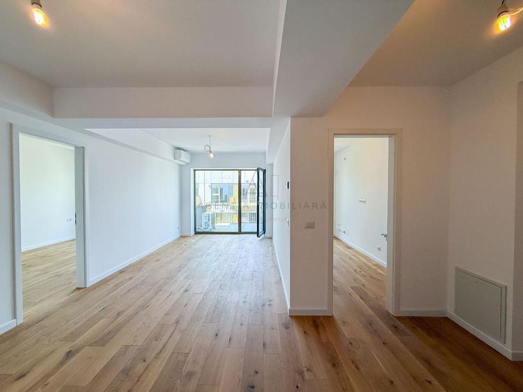 Apartament cu 2 camere semidecomandat în Sisești
