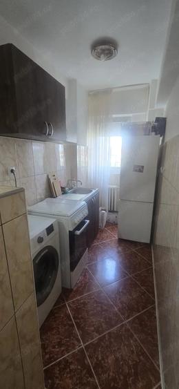 Apartament 1 camera decomandat model mare Soarelui langa Judetean amenajat mobilat si utilat - 5
