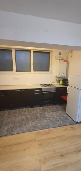 Apartament cu 2 camere decomandat în Olteniței