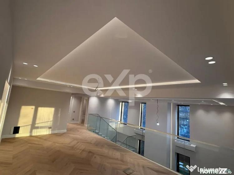 Apartament cu 4 camere în Sisești