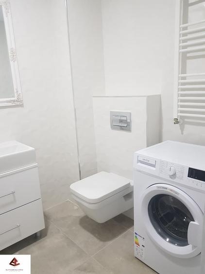 Apartament cu 2 camere semidecomandat în Politehnica