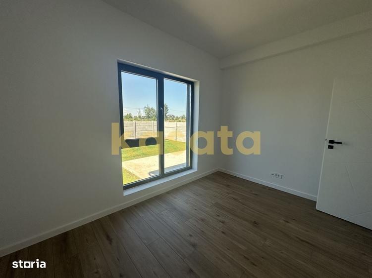Casă cu 4 camere în Domnești