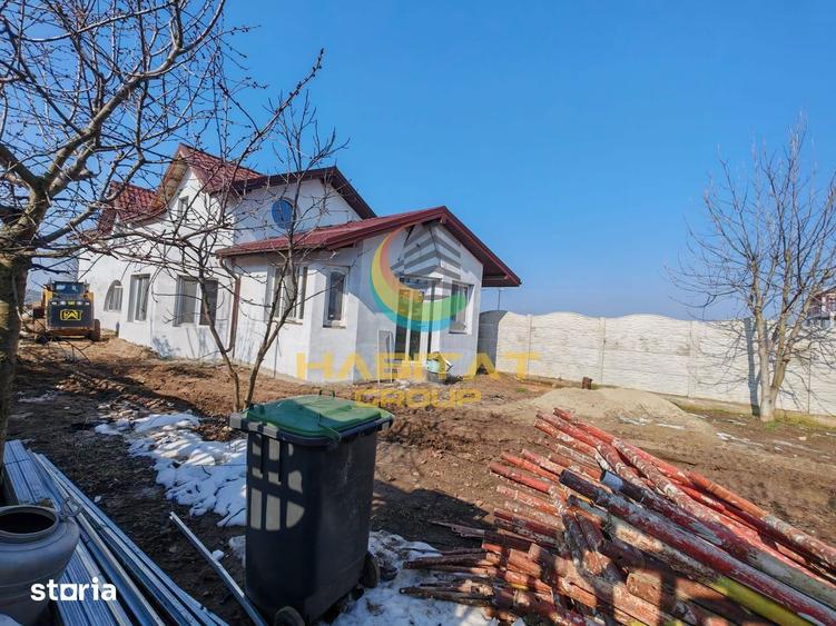 Casă cu 7 camere cu Canalizare în Vidra