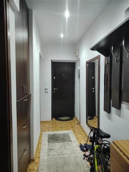 Apartament cu 2 camere semidecomandat în Ultracentral
