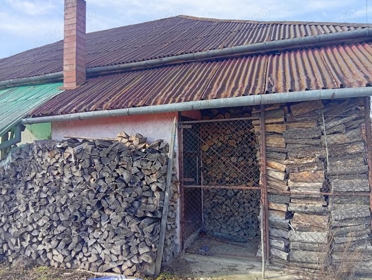 Casă cu 4 camere în Bulgari