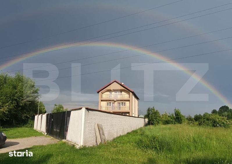 Casă cu 7 camere cu Teren 850 Mp în Șișești