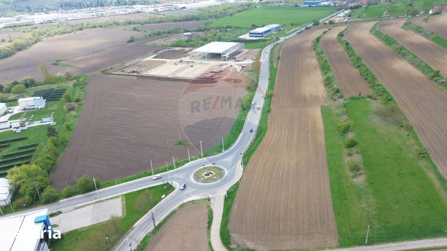 Spațiu comercial, de 57,000 mp, în Central