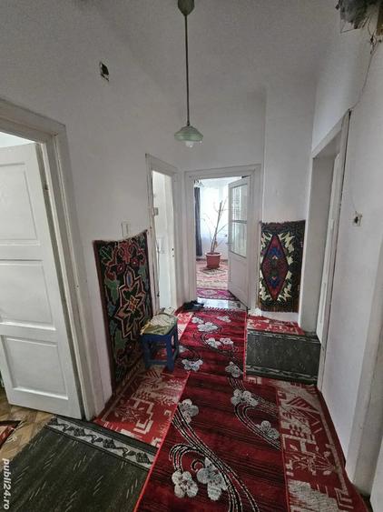 Apartament cu 2 camere decomandat în Vama