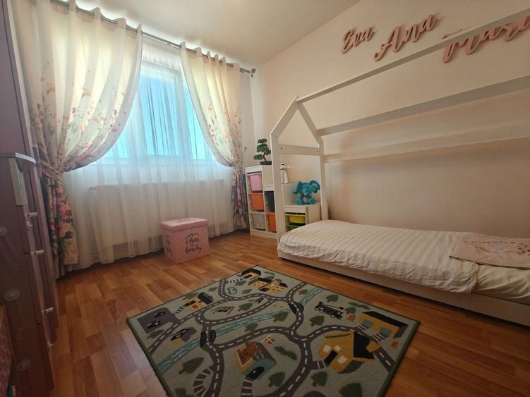 Apartament cu 3 camere decomandat în Central