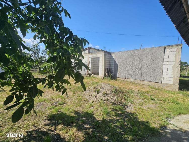 Casă cu 4 camere în Murighiol
