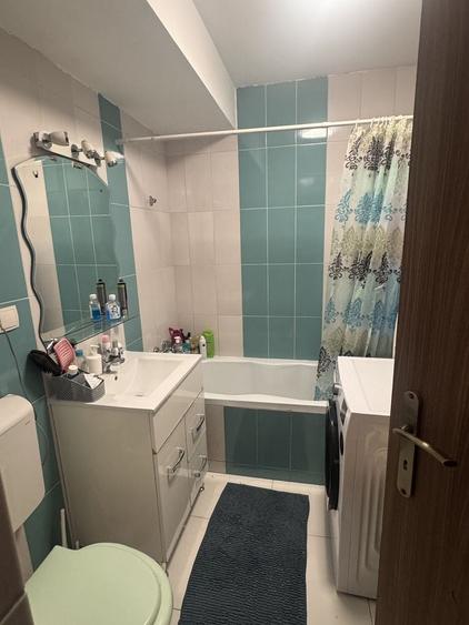 Apartament cu 2 camere decomandat în Exterior Vest