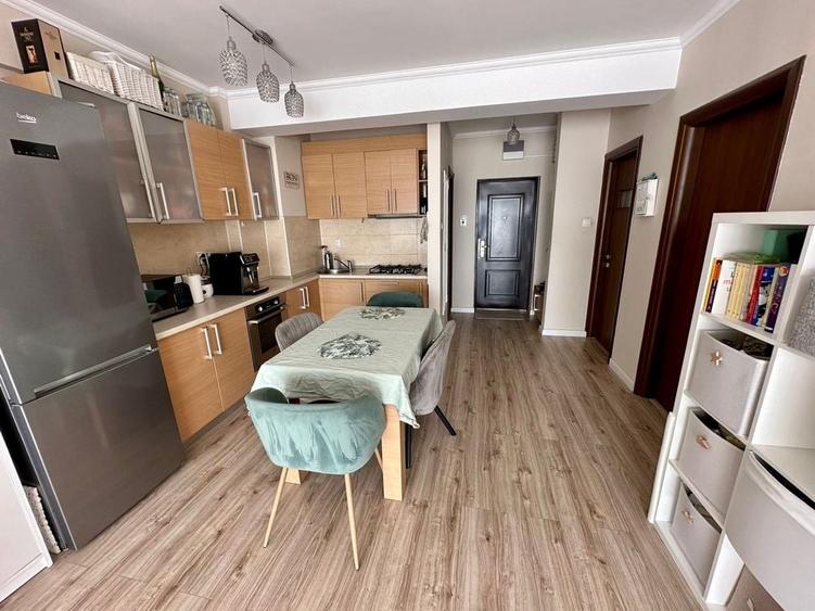 Apartament cu 2 camere nedecomandat în Nufărul