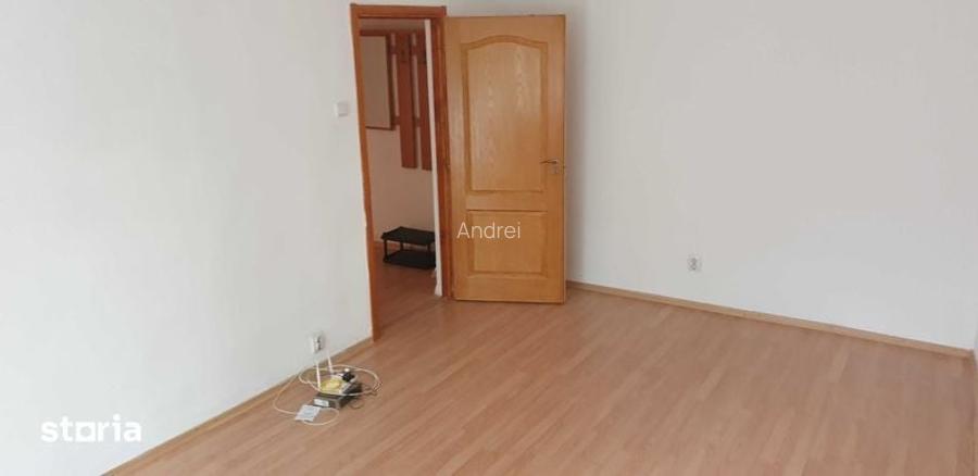 Inchiriez apartament 2 camere nemobilat Constanta