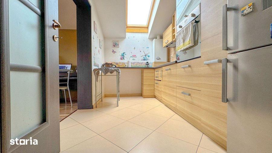 Apartament cu 2 camere, mobilat în Tractorul