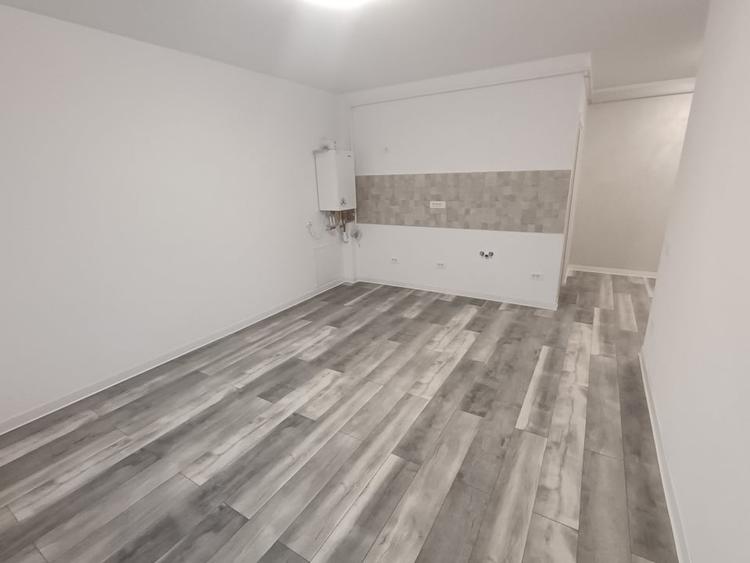 Apartament cu 2 camere semidecomandat în Rediu