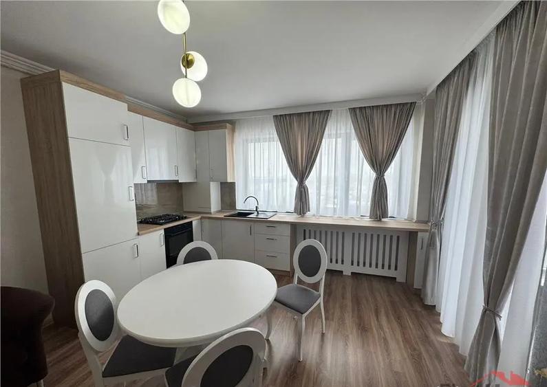 Apartament cu 2 camere decomandat în Central