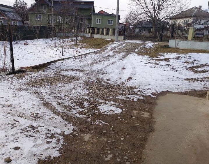 Casă cu 6 camere cu Teren 20 Mp în Năsăud