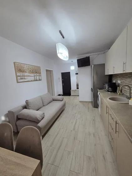 Apartament cu 2 camere decomandat, mobilat în Apărătorii Patriei