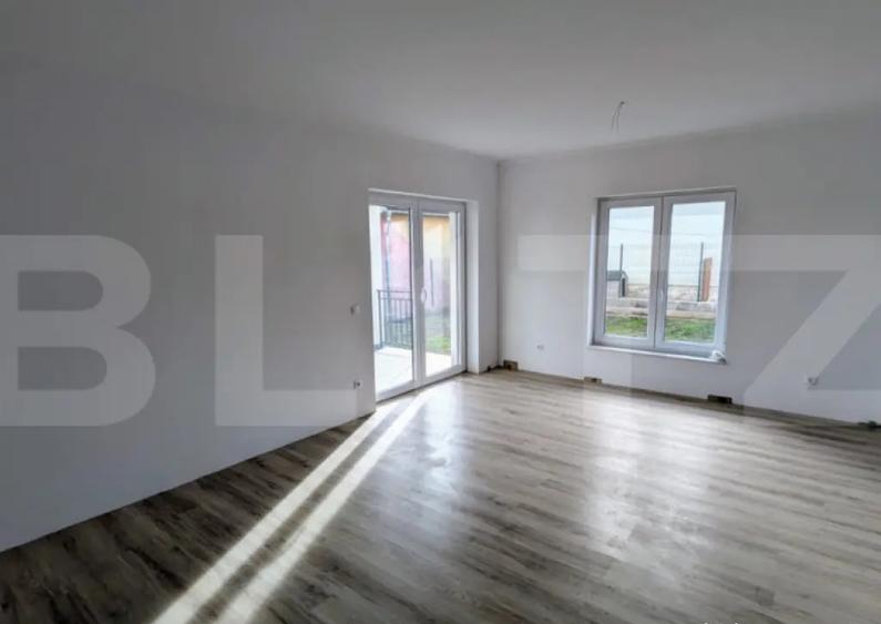 Casă cu 4 camere cu Teren 360 Mp în Micești