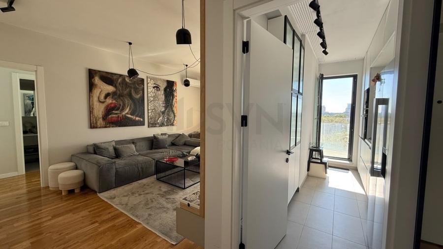 Apartament cu 3 camere decomandat, mobilat în P-ta Presei Libere