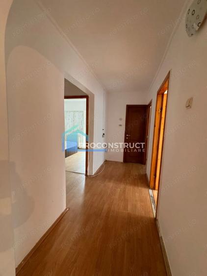 Apartament cu 4 camere decomandat, mobilat în Freidorf