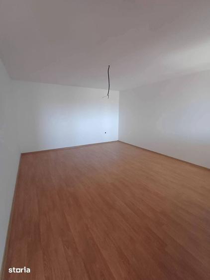Casa de vanzare in Cotu-Vames, teren de 1130mp , P+E, 99.900 euro - 7