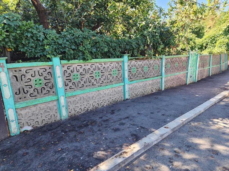 Casă cu 4 camere în Giurgiului