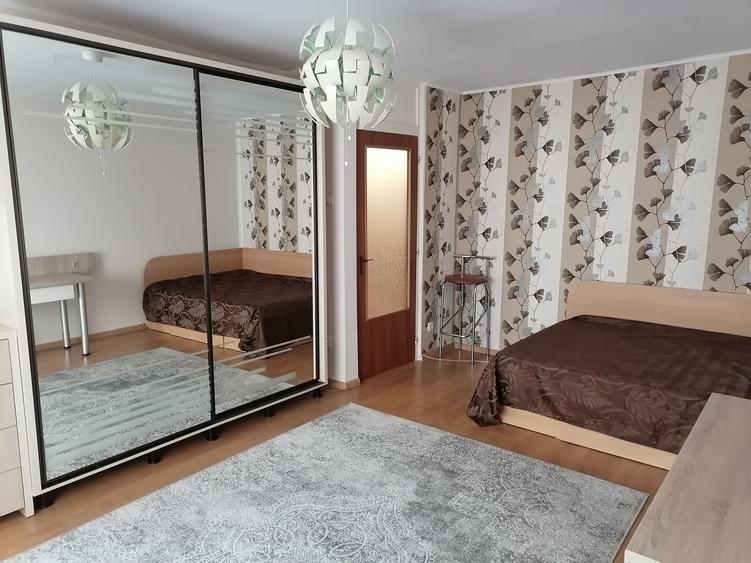 Garsonieră decomandată, mobilată în Dristor