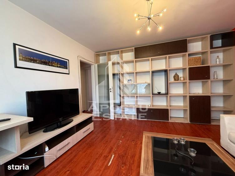 Apartament cu 2 camere semidecomandat, mobilat în Ultracentral