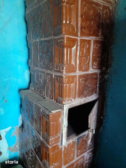Casă cu 2 camere cu Teren 2742 Mp în Căldăraru