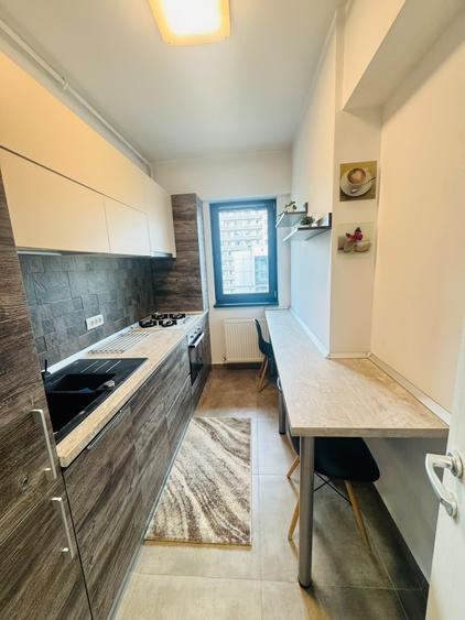 Apartament cu 2 camere decomandat în Politehnica