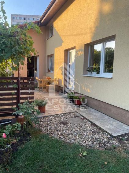 Casă cu 4 camere cu Teren 420 Mp în Cetății