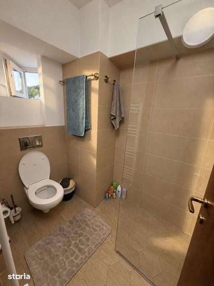 Apartament cu 4 camere în Păcurari