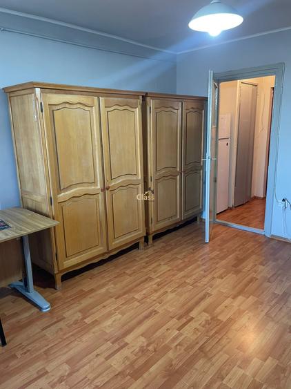 Garsonieră decomandată, mobilată în Mărăști