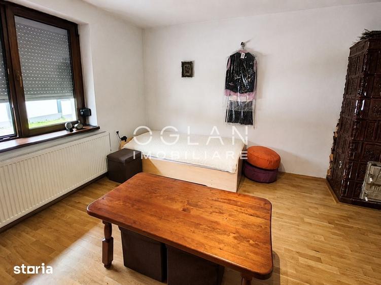 Casă cu 3 camere cu Teren 1629 Mp în Arpașu de Jos
