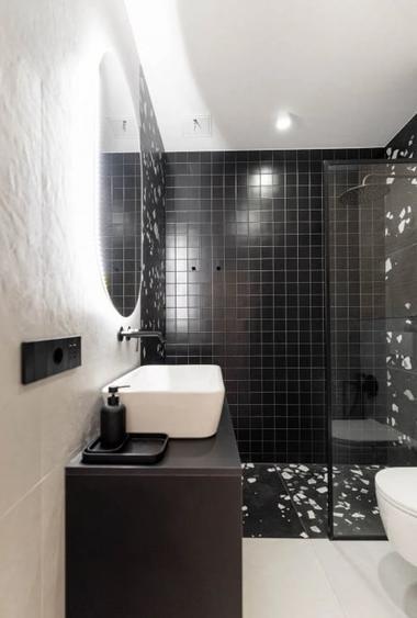 Apartament cu 3 camere semidecomandat, mobilat în P-ta Presei Libere