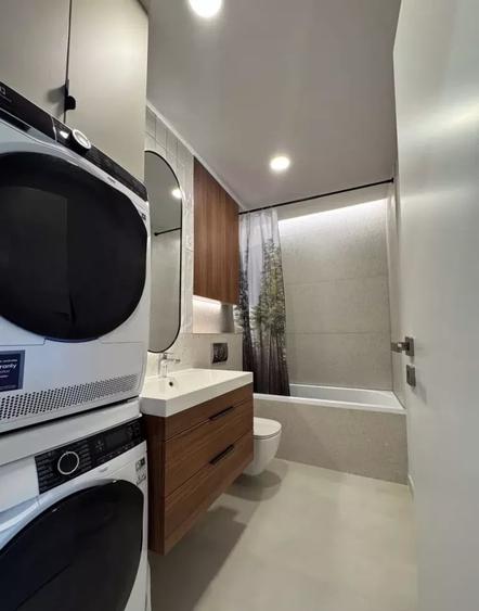 Apartament cu 3 camere semidecomandat, mobilat în Chinteni