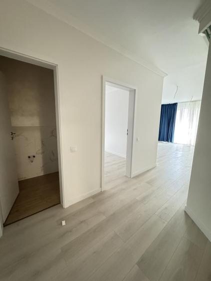 Apartament cu 3 camere semidecomandat în Florești — fotografia 2