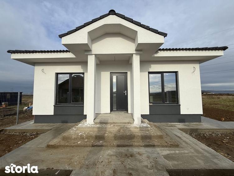 Casă cu 4 camere cu Teren 90 Mp în Oșorhei