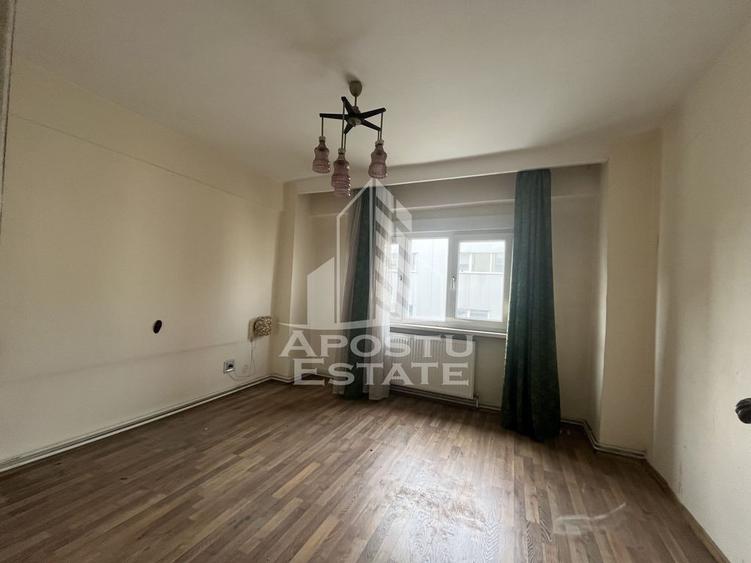 Apartament cu 3 camere, decomandat, centrala proprie,Spit... - 5