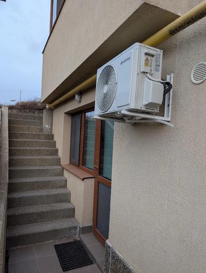 Garsonieră decomandată în Central